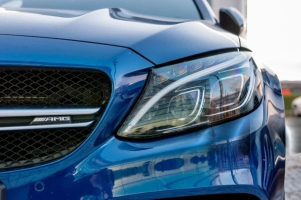 Adblue-Refill-Mercedes-front-vehicle-detail