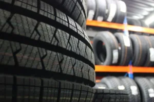 tyres-display-with-visible-uneven-tyre-wear-patterns